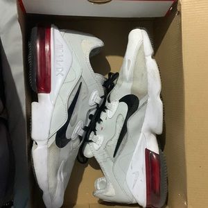 These don’t fit anymore so ima sell them and give money back to my mom